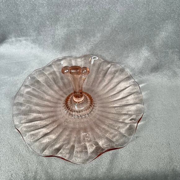 Vintage Pink Depression Glass Candy Dish Center Handle 7" - Picture 2 of 6